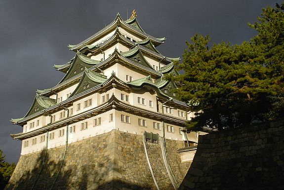 10 ปราสาทญี่ปุ่นที่ไม่ควรพลาดมาเที่ยว-ปราสาทนาโงย่า
