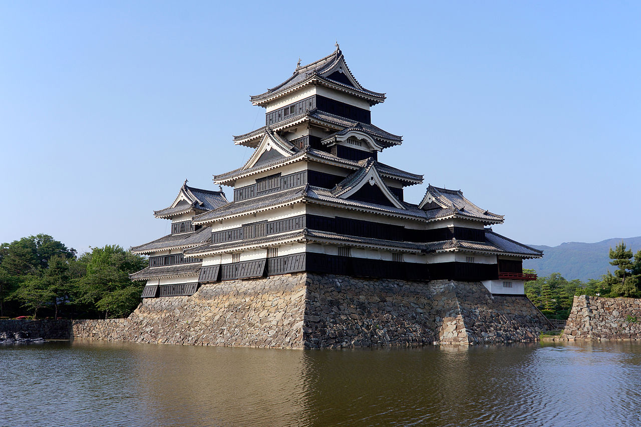 10 ปราสาทญี่ปุ่นที่ไม่ควรพลาดมาเที่ยว-ปราสาทมัตสึโมโต้