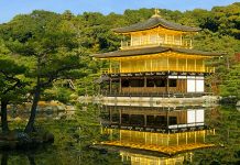 10 วัดเเละศาลเจ้าของญี่ปุ่นที่น่ามาเที่ยว-วัดคินคาคุจิ