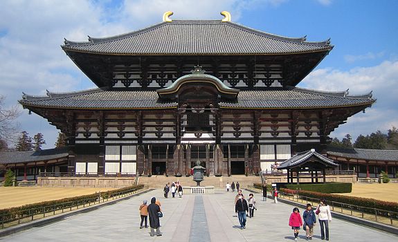 10 วัดเเละศาลเจ้าของญี่ปุ่นที่น่ามาเที่ยว-วัดโทไดจิ